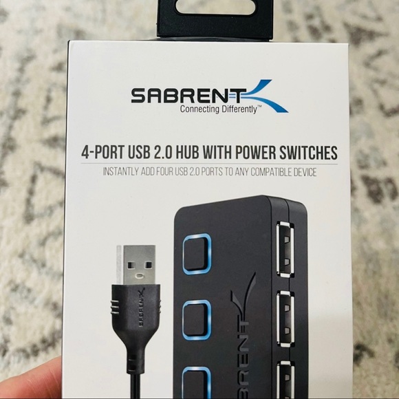 Brand New Sabrent 4-Port USB 2.0 Hub With Power Switches - Picture 7 of 11